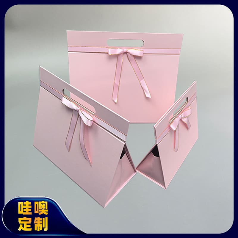 Wow Custom Wholesale Cross-border Exclusive Wedding Candy Gift Scarf Gift Foldable Storage Packaging Triangle Gift Box