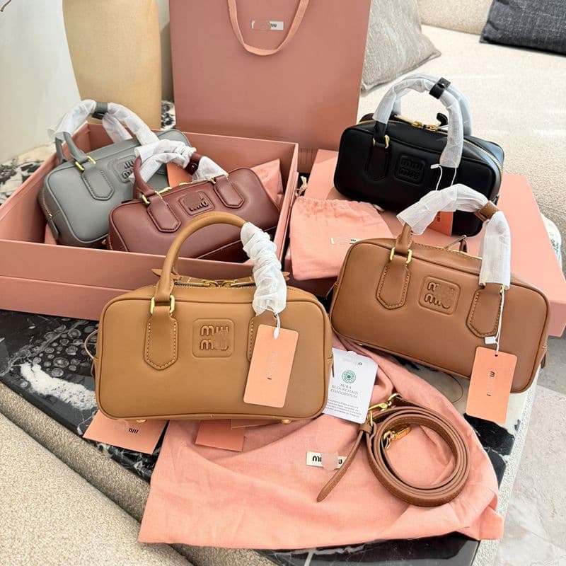 Miu 2026 New Fashion Bowling Boston Versatile Small Square Bag Handheld Pillow Bag Shoulder Crossbody Women