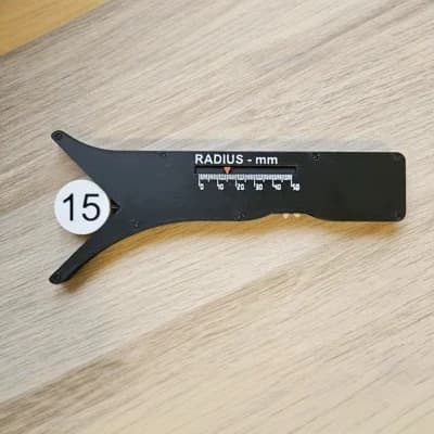 Amazon's most popular proportional sliding radius measuring tool has a range as low as about 2mm, radius 4mm-100mm straight