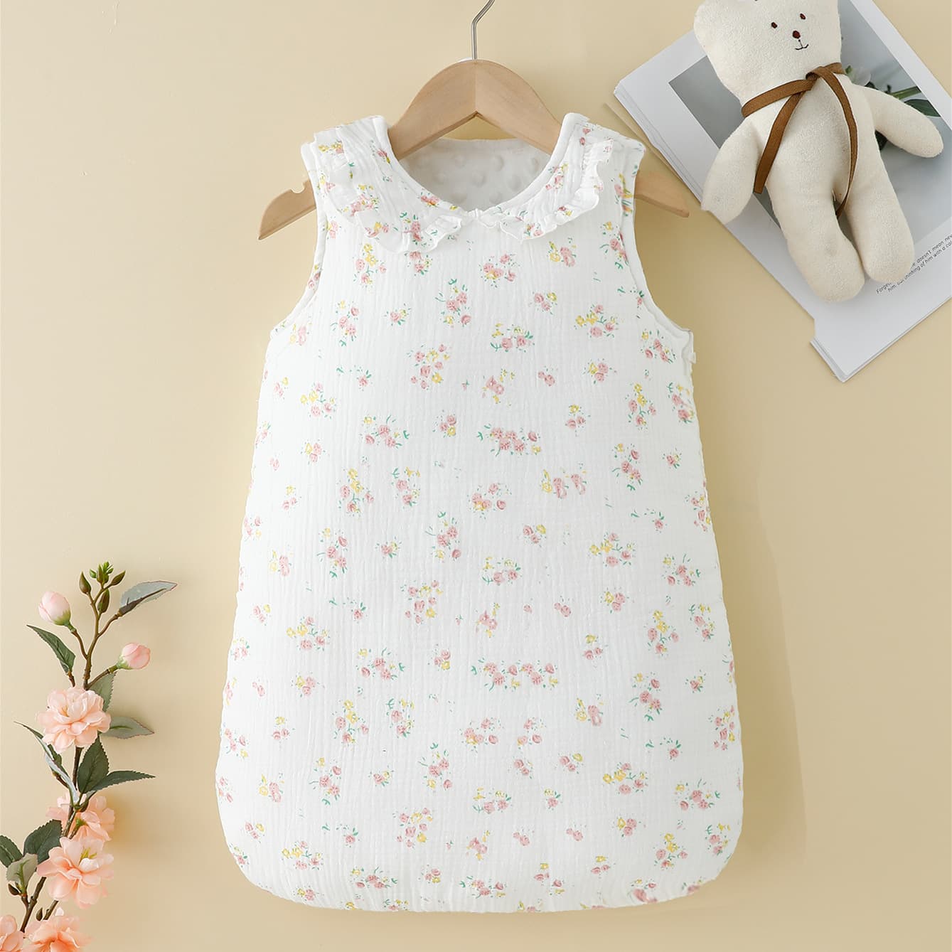 Korean-style Soft Baby Sleep Sack with Floral Print, Doll Collar, Cotton Padding, and Velvet Lining, Sleeveless Vest Design, Anti-Kick Blanket