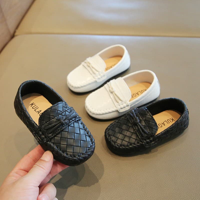 Children's Leather Shoes 2025 Soft Sole Slip-On Loafers Korean Style Casual Breathable Shoes for Boys