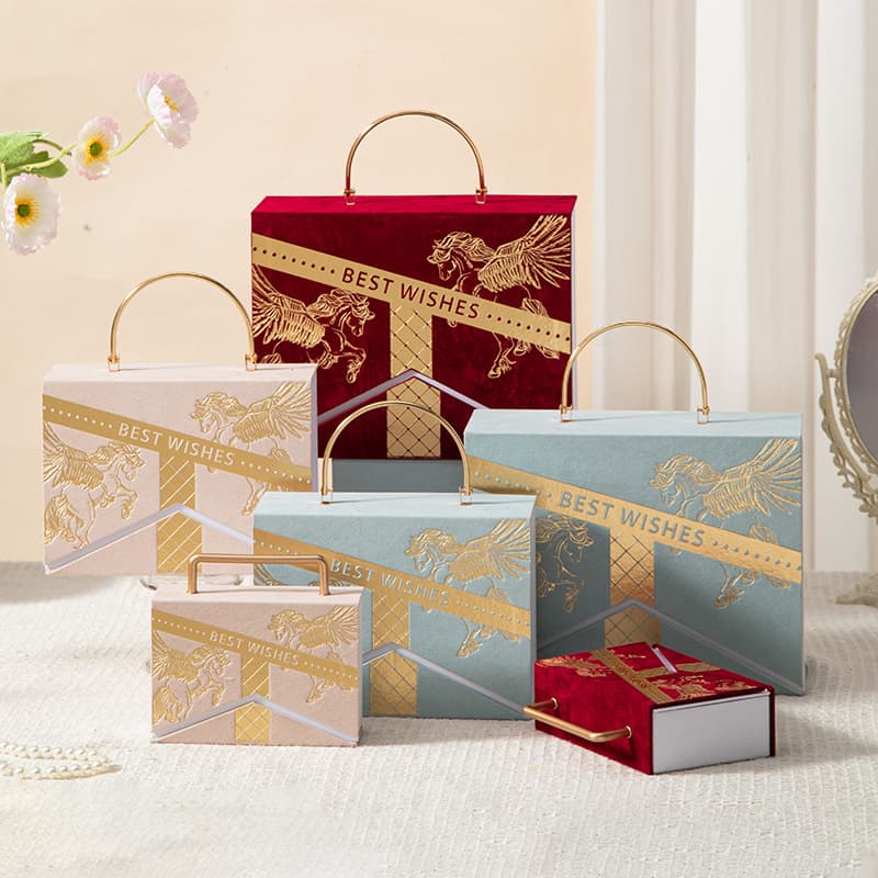 New Horse Year Gift Box Wish of Flying Horse Favor Box Festive Wedding Return Gift Box Bridesmaid Favor Box in Stock Red