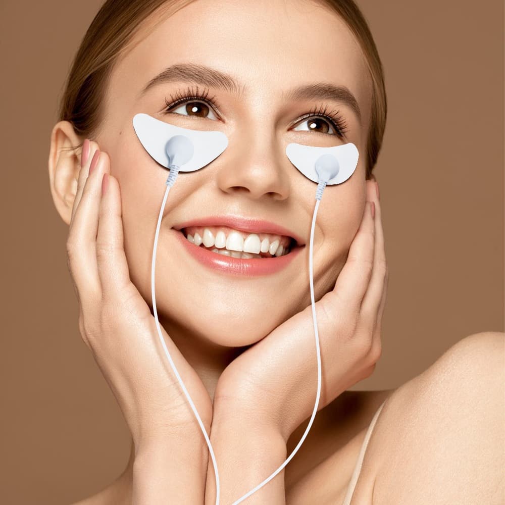 V-shaped face wrinkle removal facial massager, EMS facial massager, low-frequency pulse crescent-shaped beauty device, remote control model.