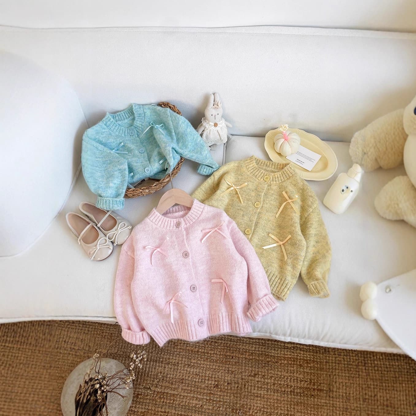 Girls Knit Cardigan 2026 Autumn New Korean Style Kids Clothing Children's Stylish 3D Bow Sweater Coat Trendy