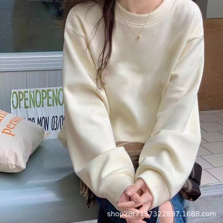 2024 Round Neck Sweatshirt Autumn/Winter New Arrival Japanese/Korean Loose Campus Style Women's Top Comfortable Casual Student Sweatshirt