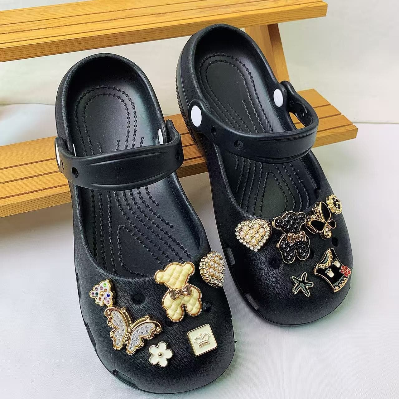 Summer Hot-Selling Style: Women's Eva Ballet Clogs with Closed-Toe Design, Trendy Black and White Bear Butterfly Casual Sandals for Outdoor Wear