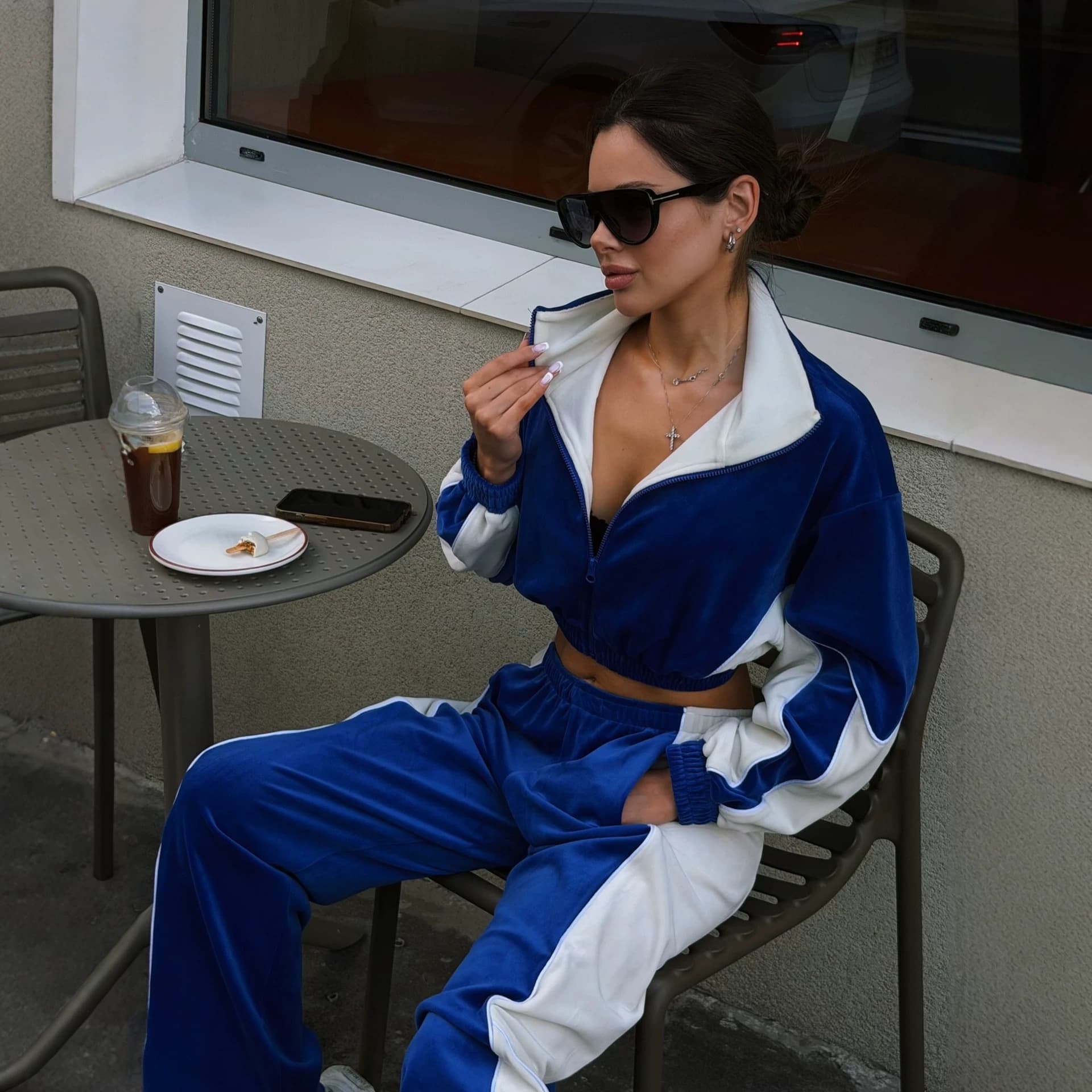 Velvet Color-Block Short Sports Set for Women Stand-Collar Zip Crop Jacket and Wide-Leg Pants Casual Two-Piece Set