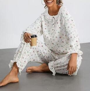 In Stock Autumn Winter Women's Floral Pajama Set Ruffle Long Sleeve Long Pants Casual Breathable Loungewear Two-Piece Set