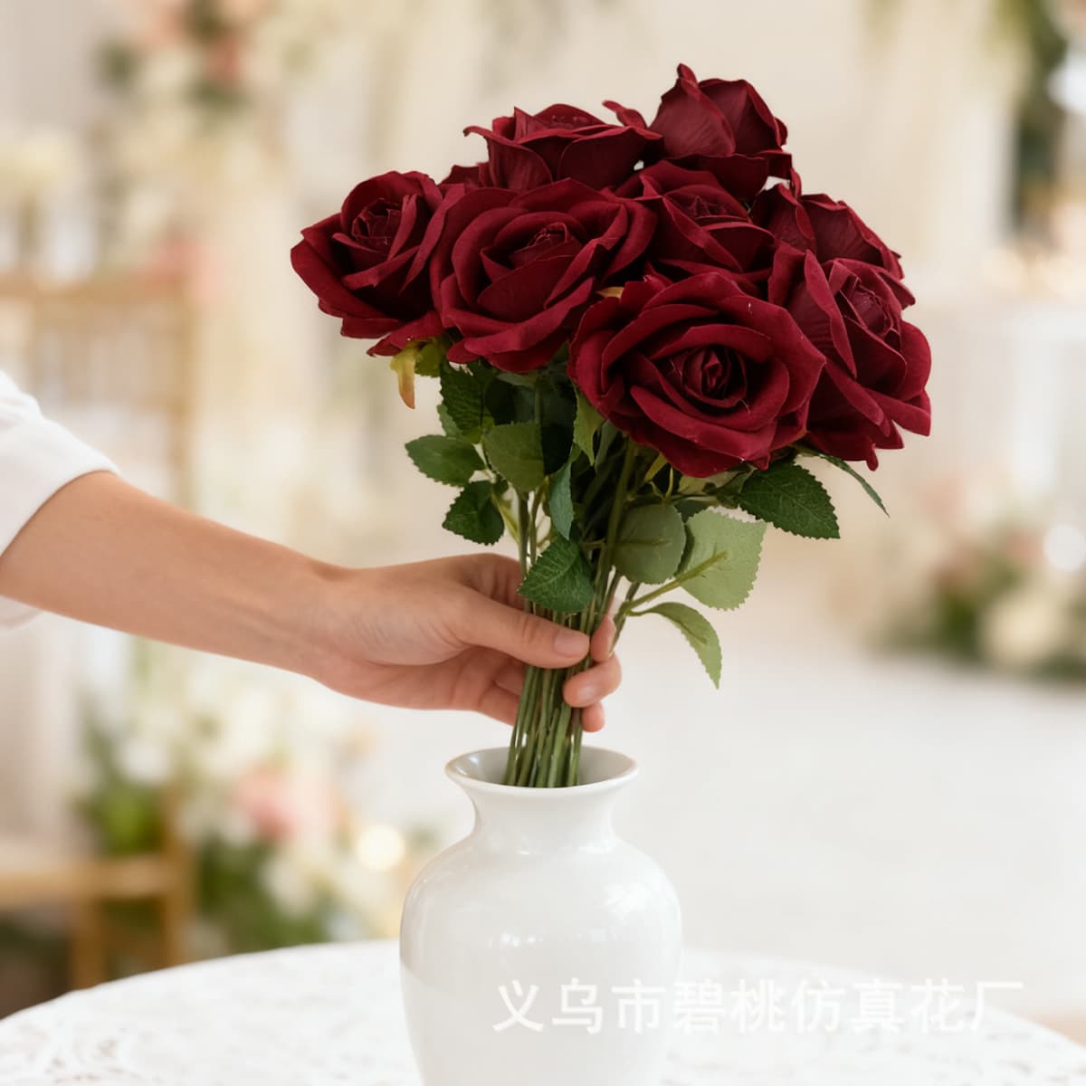 Wholesale Single Stem Simulated Rose, Velvet Cloth for Wedding, Home, Valentine's Day Decoration, Waterfall Style, Cross-border Drop Shipping