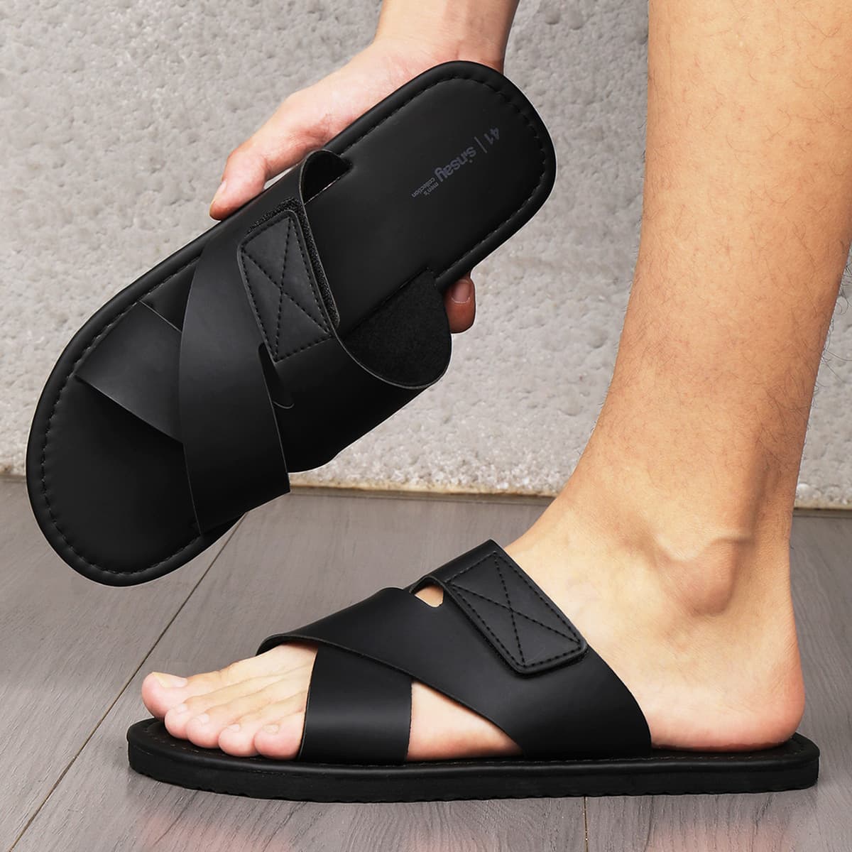 Men's Flat Sandals British Style New Chinese One-Strap Black Fashion Casual Simple Non-Slip Waterproof Beach Slippers