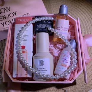 L'Occitane Gift Set for Best Friend Birthday Gift, Wedding Return Gift for Bridesmaids, Souvenir for Grand Opening, Small Gift for Mother's Day