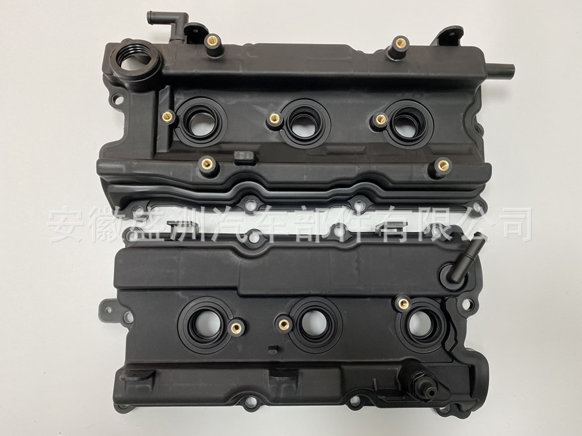 Valve Cover with Oil Cap Screw for Nissan 13264-8J102 13264-8J113