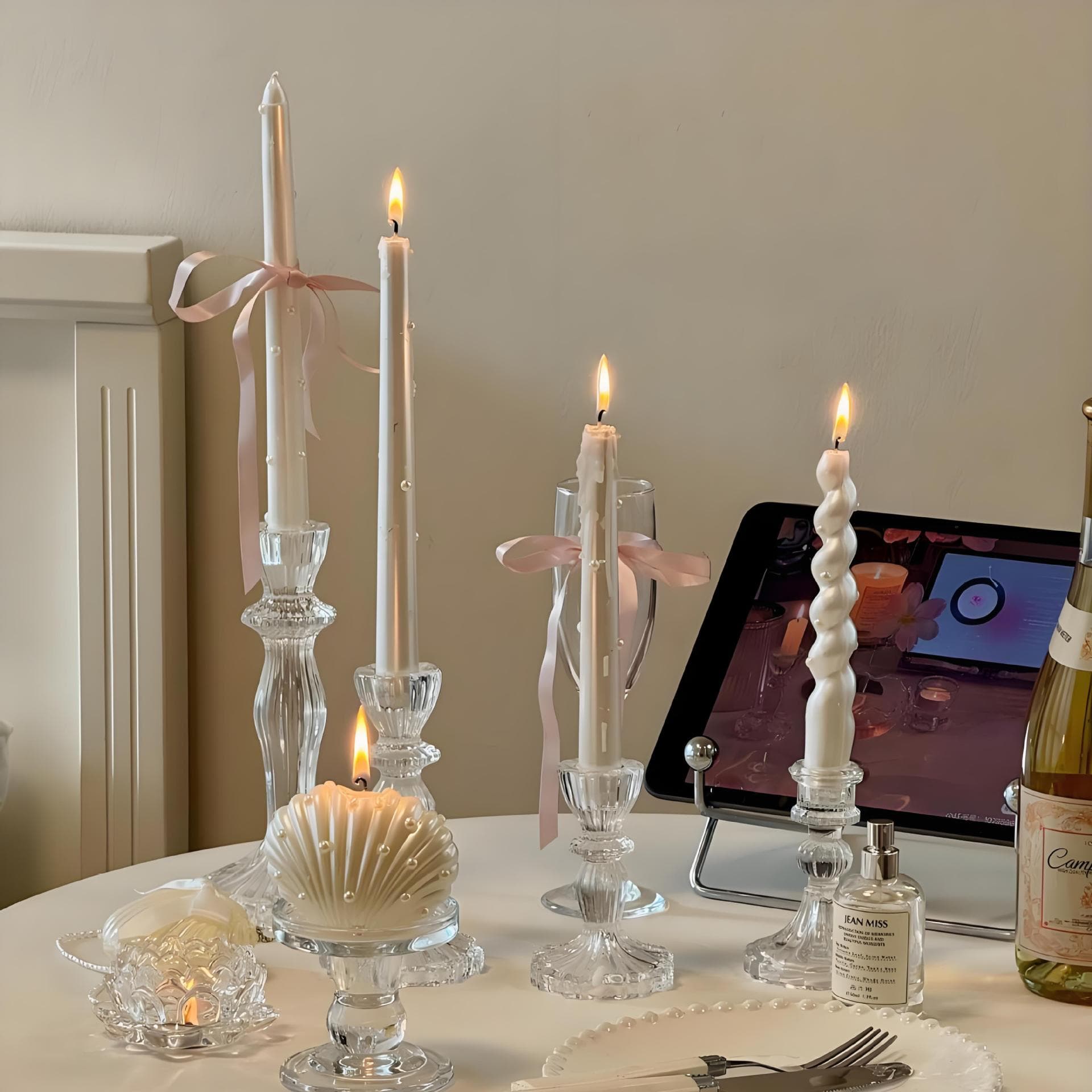 Ins Pastoral Style Transparent Crystal Glass Candle Holder for Aromatherapy Candles, Small Candle Holder, Ambiance Tabletop Decorative Ornament