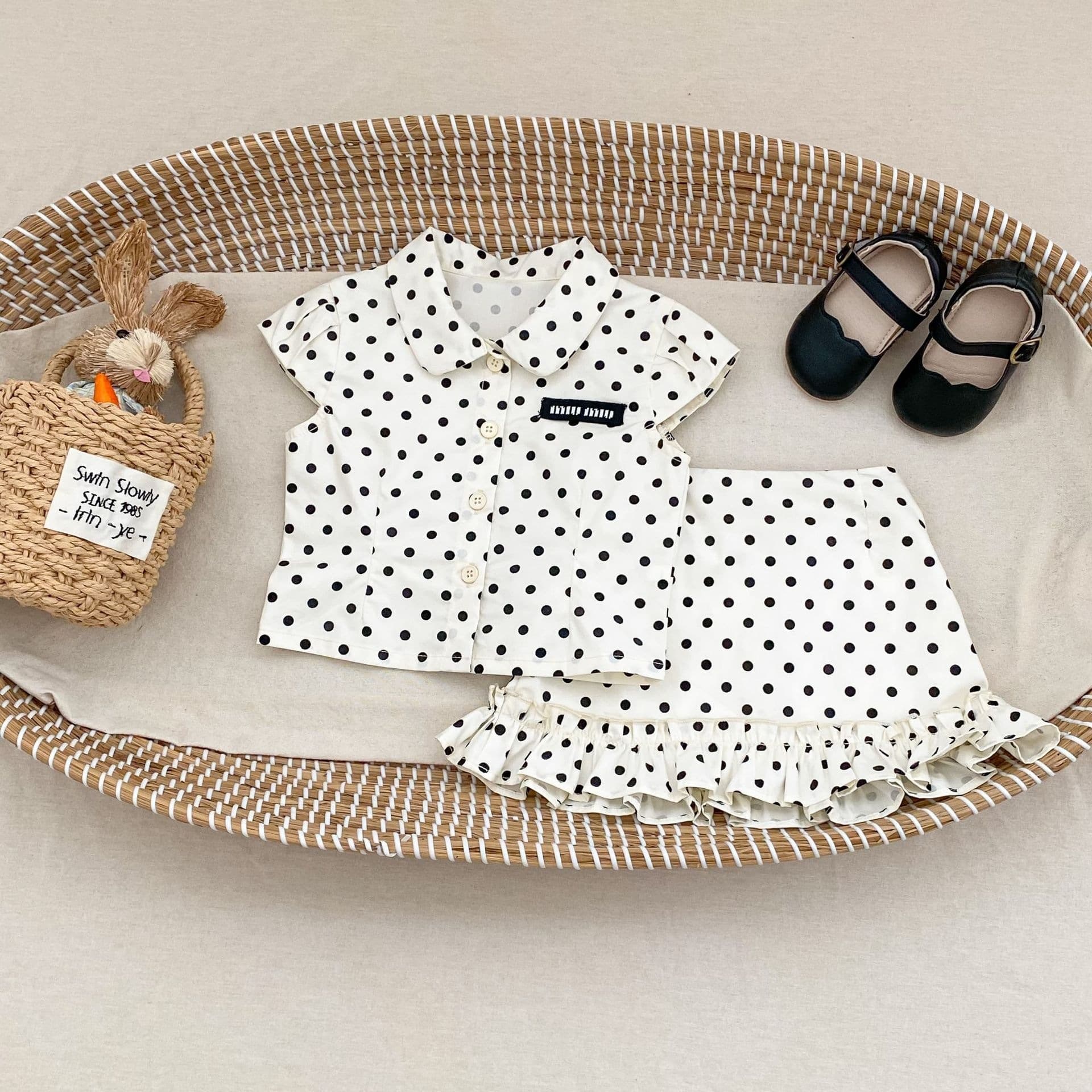 Baby girl ins style Korean style suit 2026 summer baby girl polka dot sleeveless cardigan + ruffle skirt two-piece set
