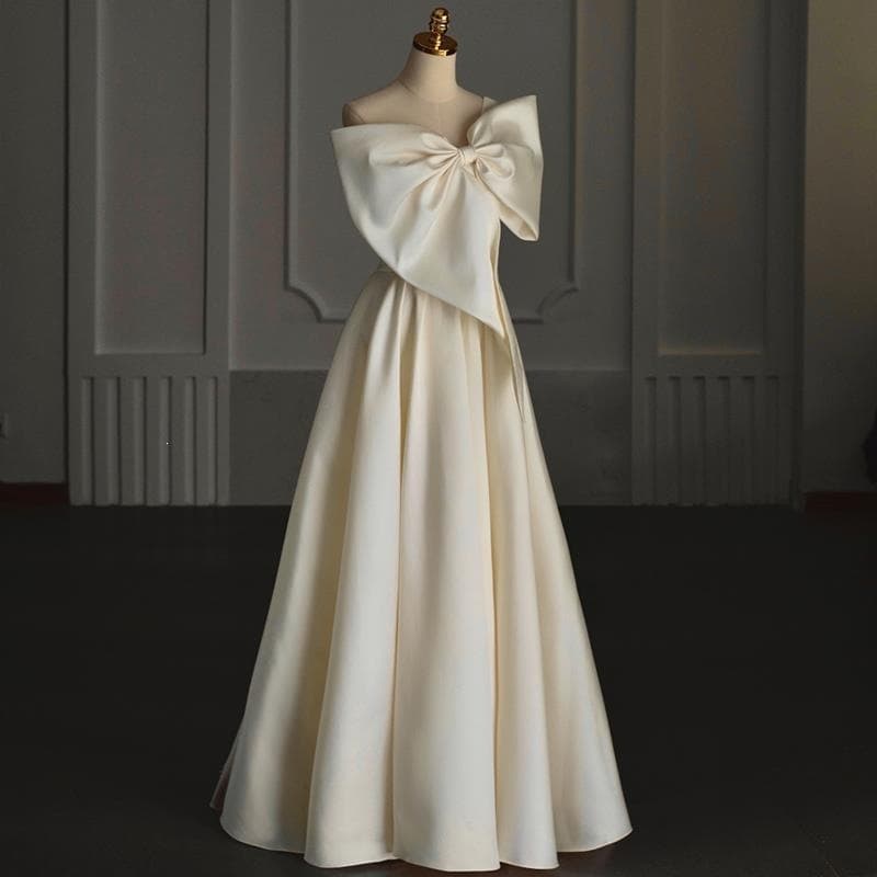 Women's Evening Gown Banquet Satin Light Wedding Dress Outdoor High-End Luxury Niche Noble Dress Summer