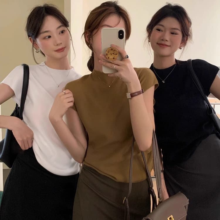 French-style Half Turtleneck Short Sleeve T-Shirt for Women, Spring Fitted Shoulder Slim Knit Top, Cropped Waist Tee