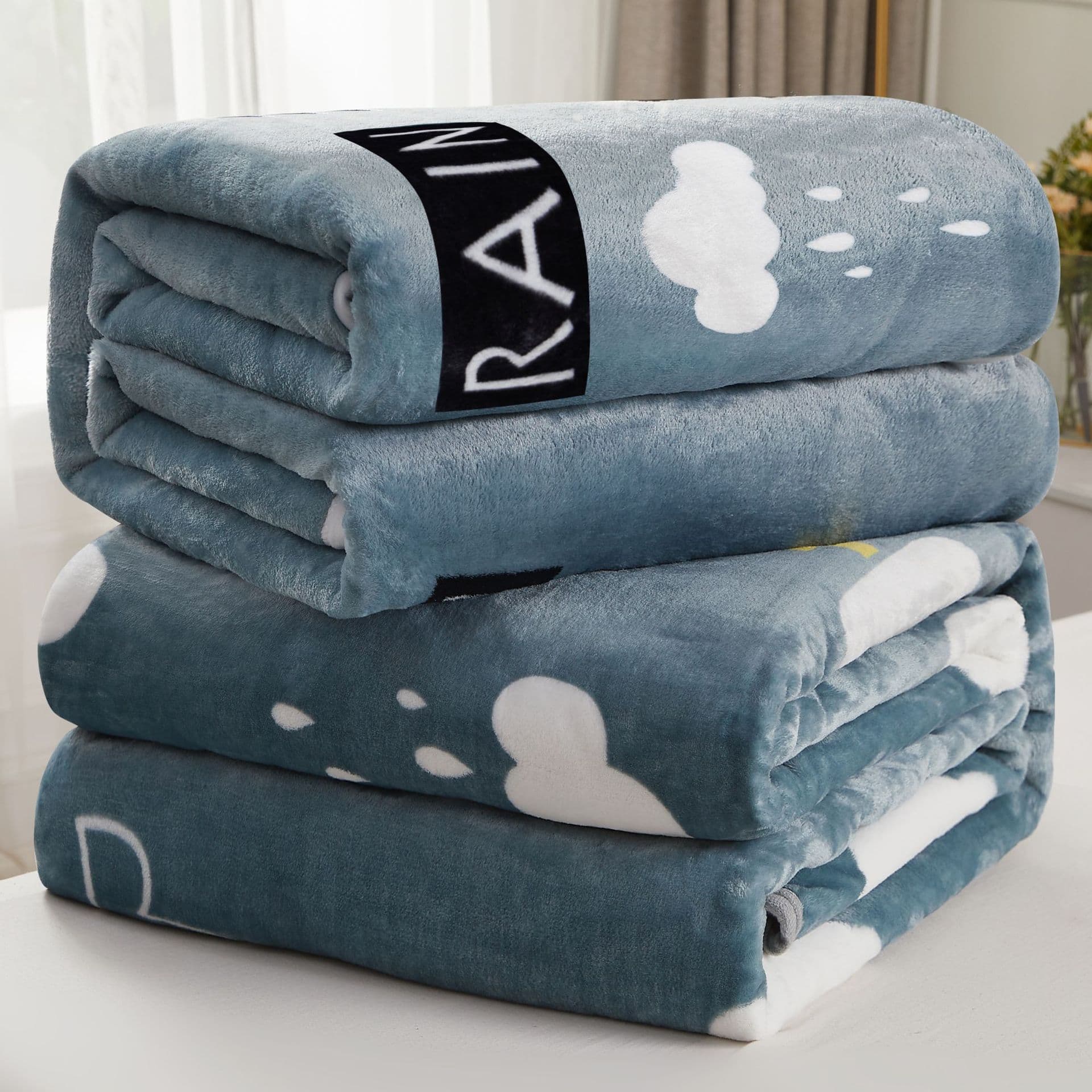 Wholesale flannel double blankets, thin fleece blankets, fleece-lined sheets and covers, drop shipping, cross-border e-commerce.