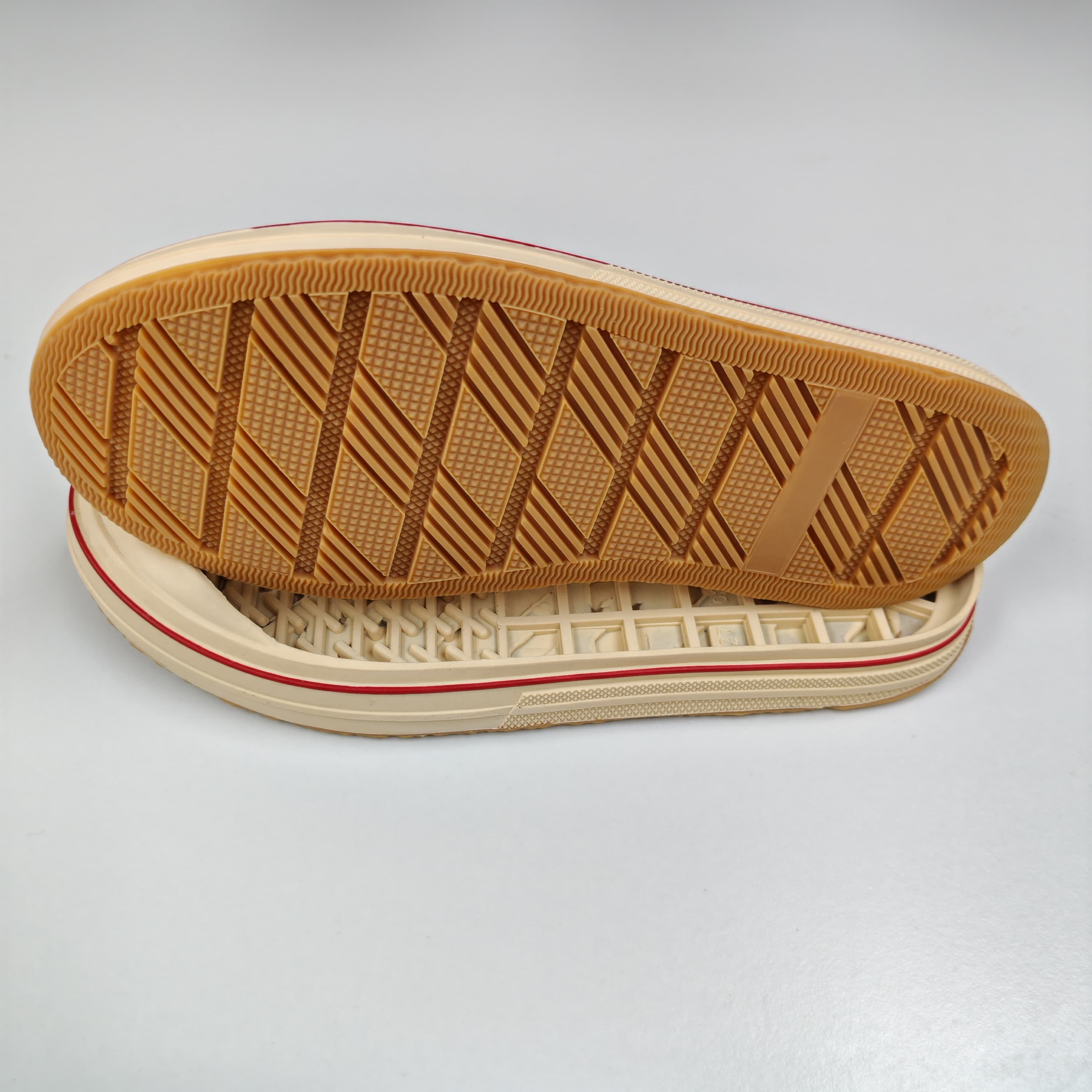 2025 New Factory Wholesale Rubber Two-Tone Low-Top German Training Style Couple Style Soft Rubber Sole Versatile Casual Sole