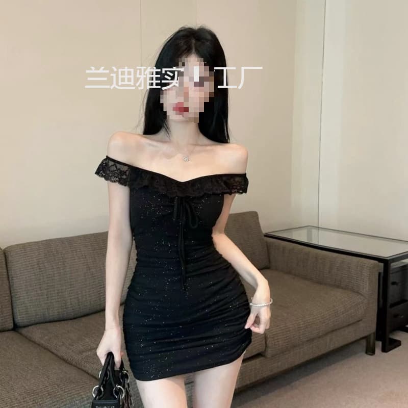 Black Sheer Sexy Lace Trim Sparkle Waist-Cinching Slimming Halter Neck Bodycon Dress with Detachable Strap