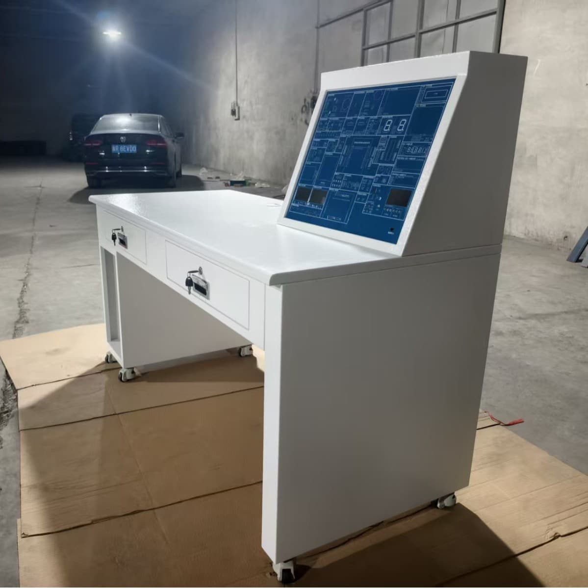 Factory Coal Mine Equipment Control Monitoring Room All-Steel Inlaid Computer Monitor Console Control Console Monitoring Console Customization