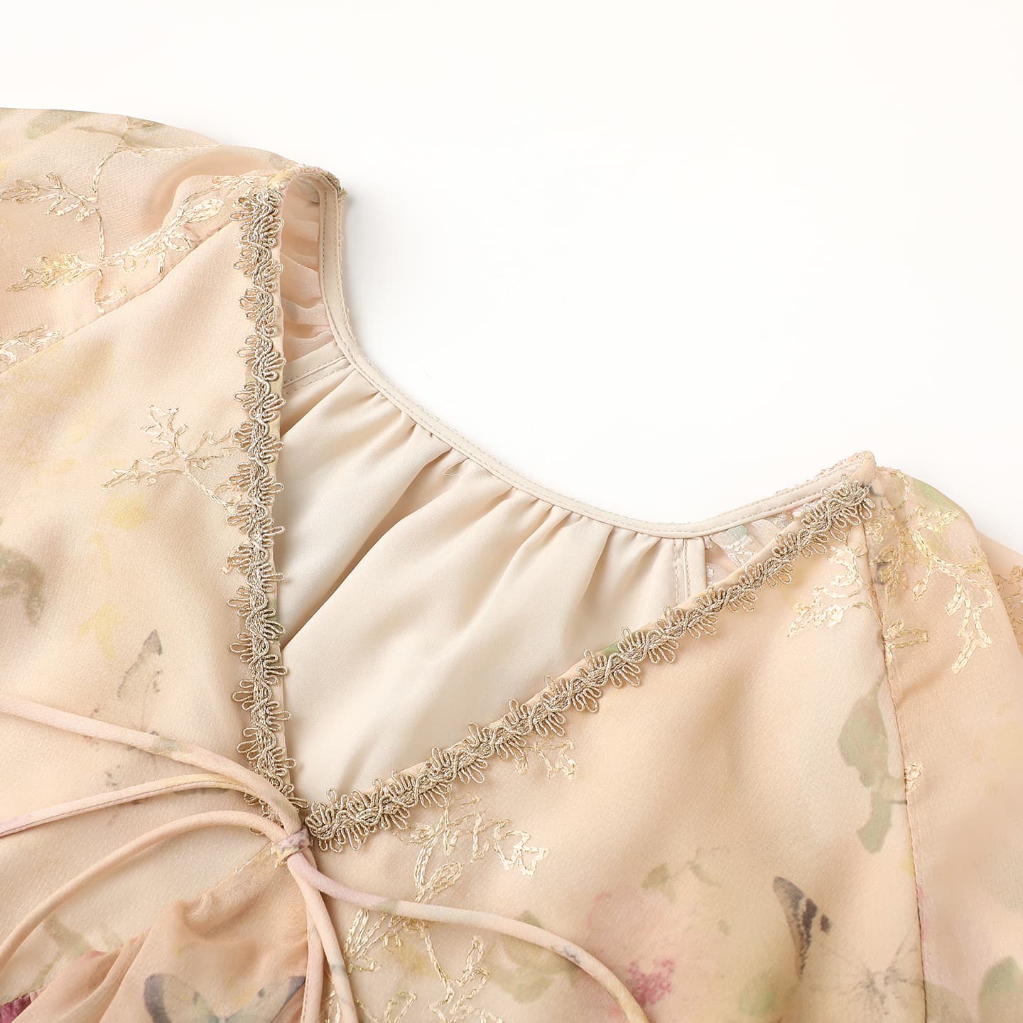 2026 Summer New Gold Thread Embroidery Floral Print Romantic Vacation Style Ruffle Hem French Babydoll Top