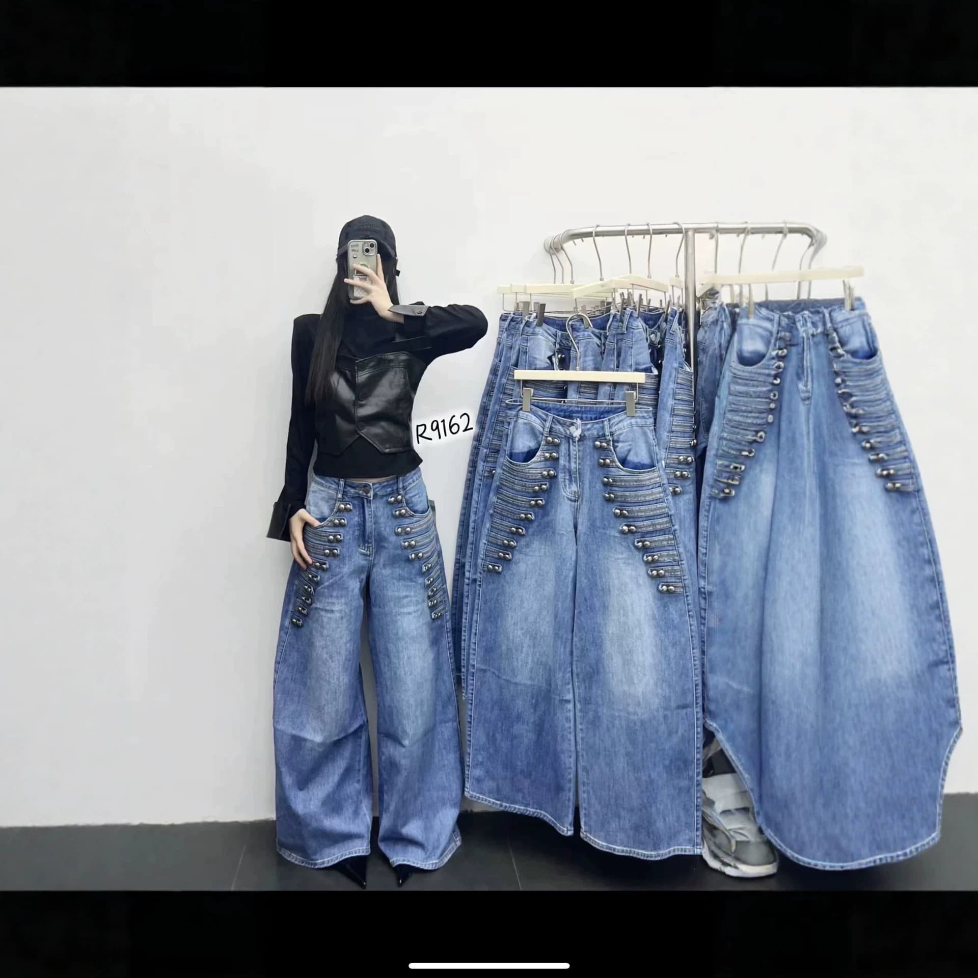 2026 Fall New Light Blue Double-Breasted Curved-Blade Jeans High-Waist American Retro Distressed Slim R9162