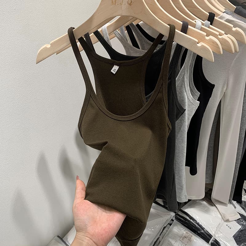 Brand Discount Slim Knit Camisole Top for Women, Summer New Arrival, Body-Hugging, Short Length, Sleeveless, Outerwear