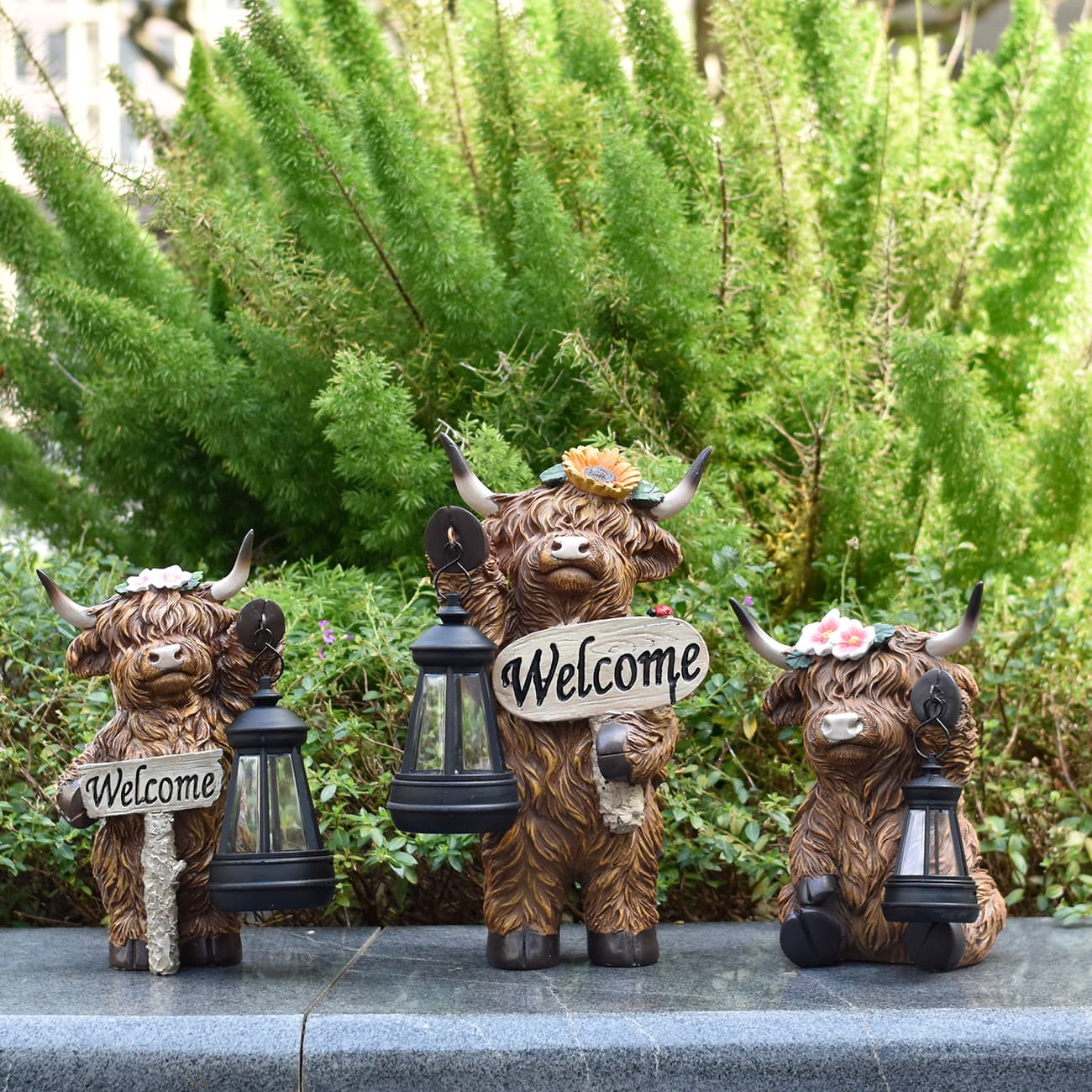 Cross-border garden ornaments Highland cow solar lamp yak outdoor garden courtyard decoration gardening resin crafts