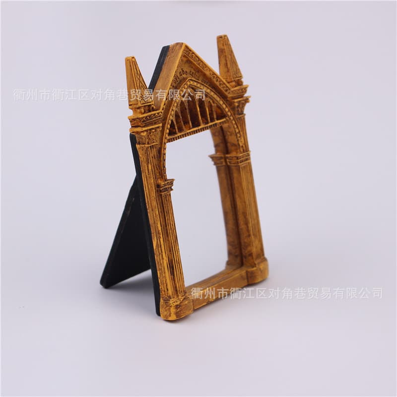 Eris mirror desktop resin ornament gift box.