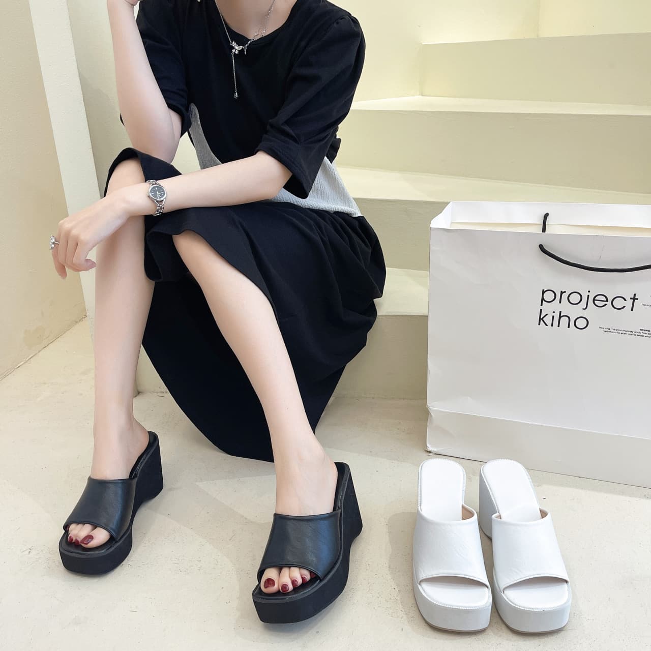 Thick Sole Women's Slippers 2026 Summer New European and American Export Large Size Peep-Toe Wedge Outdoor One-Strap Sandals In Stock