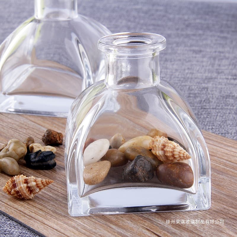 Yurt Bottle Rattan Reed Flowerless Aromatherapy Bottle Indoor Essential Oil Refill Perfume Scent Bottle Glass Empty Bottle