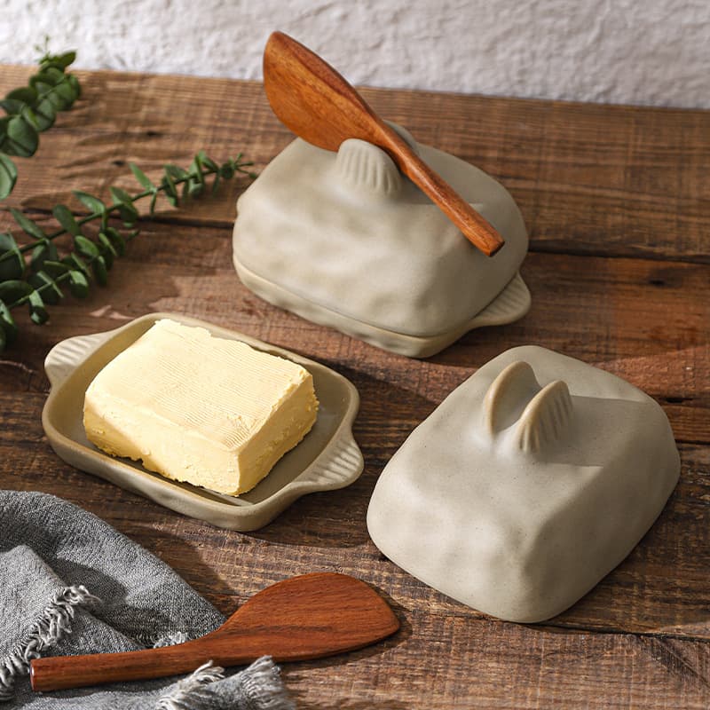 Cross-border Amazon kitchen special butter box stoneware creative hand-kneaded texture rectangular ceramic butter dish with lid