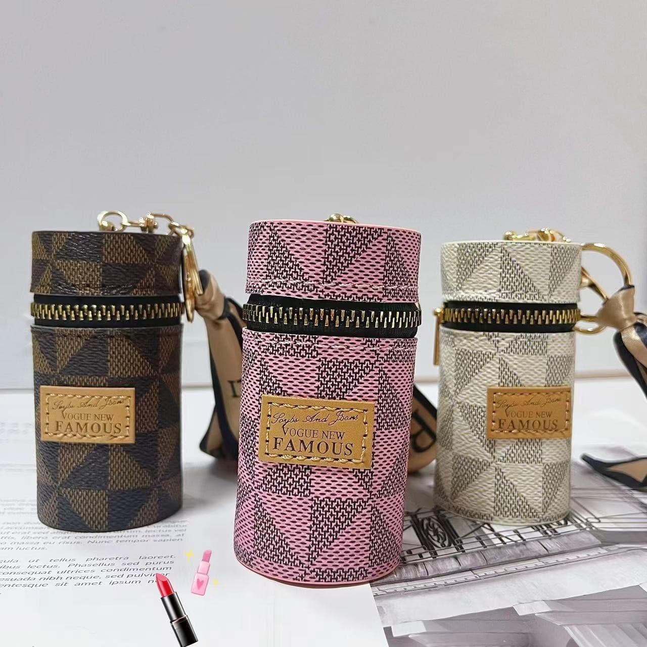 Printed European and American Retro Lipstick Case Round Barrel Girl Summer High-End Daily Fashion Portable Bag Keychain Pendant