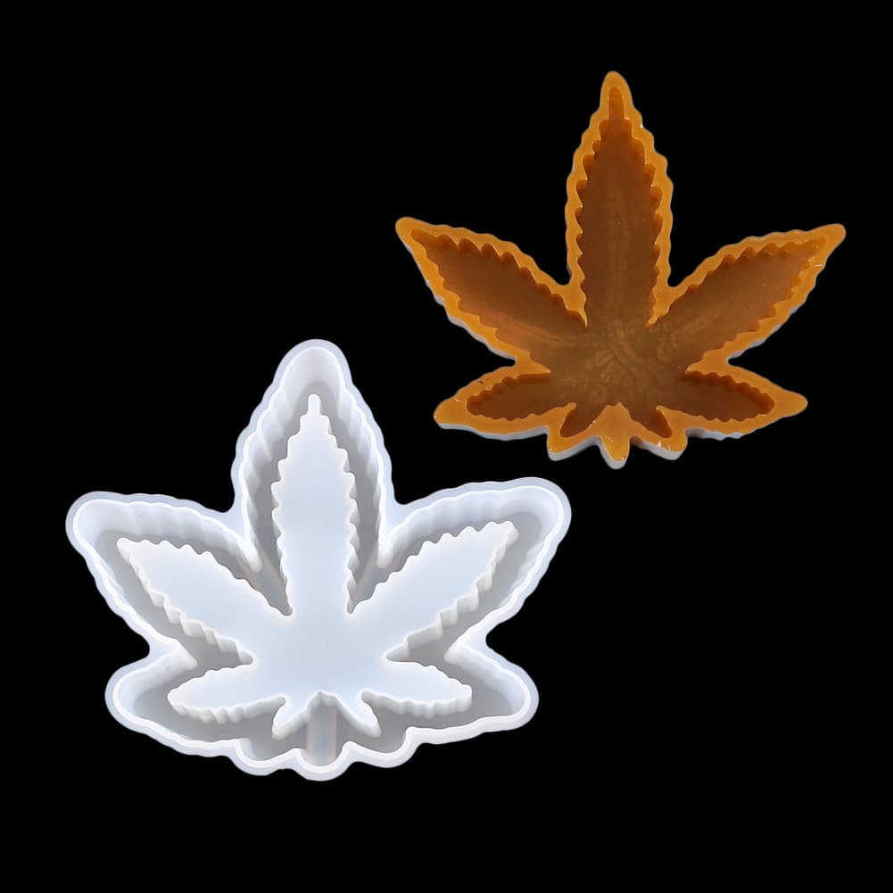 Maple Leaf Ashtray Silicone Mold Mirror Mold Storage Box Silicone Mold Jewelry Ornament Decorative Table Mold