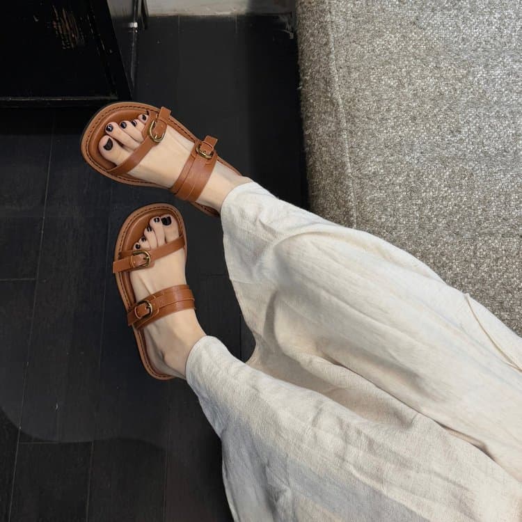 Flat French evening slippers for women 2025 new flat slippers flip-flops slippers fairy style sandals for women summer