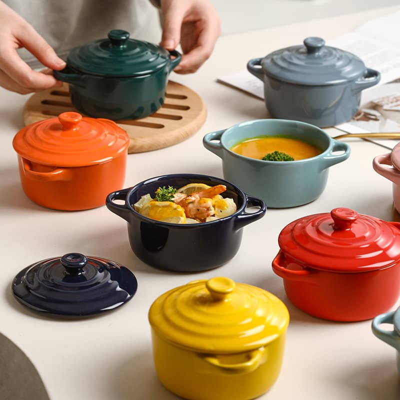 Luxurious Ceramic Small Soup Jar with Lid and Dual Handles, Home Use for Children's Bird's Nest and Steamed Egg Specialized Bowl
