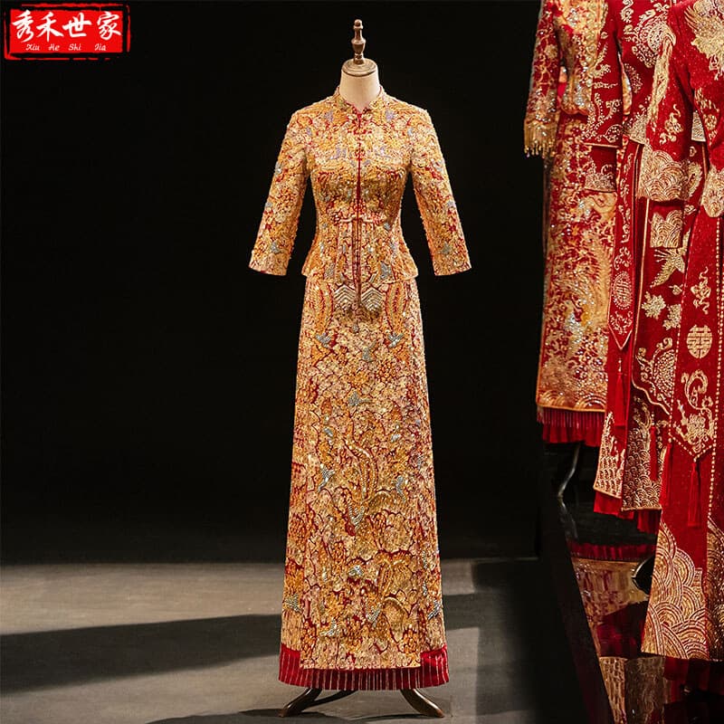 2025 New Gold Chinese Wedding Dress Xiuhe Suit Bride Embroidered Dragon Phoenix Gown Slim Fit High-End Banquet Wear Spring