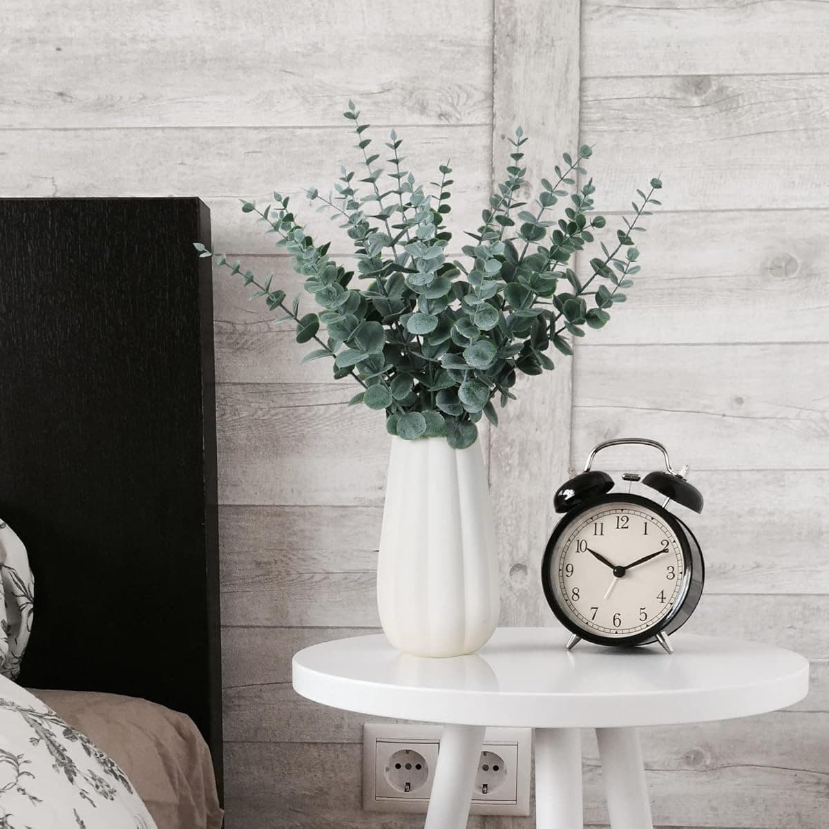 Factory Wholesale Cross-Border Artificial Greenery Single Eucalyptus Forest Style Plant Bouquet Artificial Fake Flowers Living Room Decoration