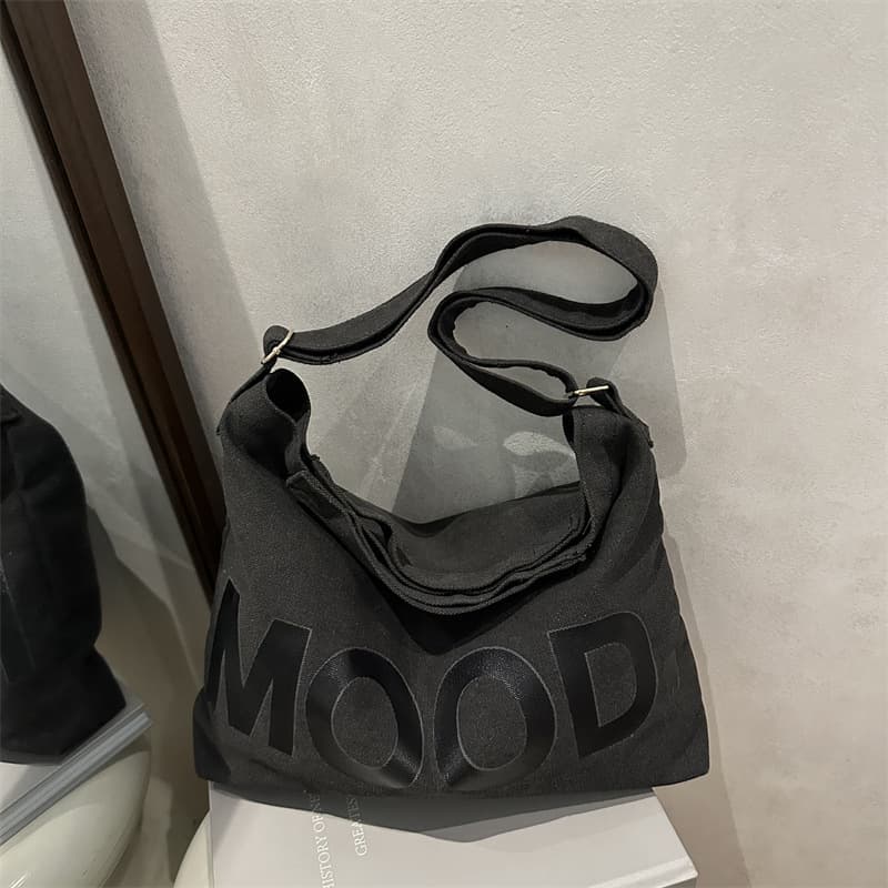 Canvas Bag Large Capacity Women's Ins Style Fashion Korean Letter Crossbody Bag 2025 New Trendy Shoulder Bag