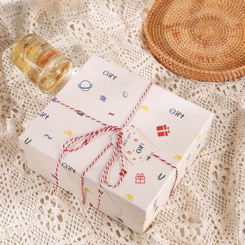 Flip-Top Gift Box Valentine's Day Gift Packaging Box Empty Box for Perfume Lipstick Souvenir Gift Box