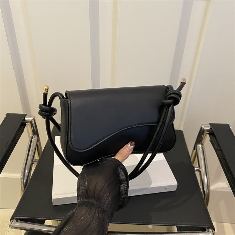 Fashionable Versatile Women's Shoulder Bag Elegant Crossbody Small Square Bag Trendy Design Autumn Hot Sale Of The Season New Arrival