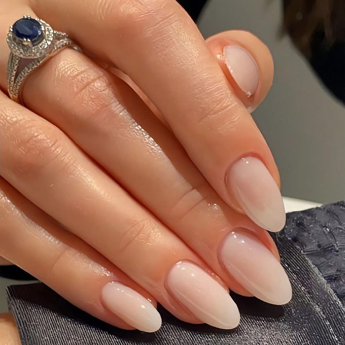 Cross-border Wearable Almond Drop Solid Color Nail Tips Finished Removable Fake Nails High-end Gradient