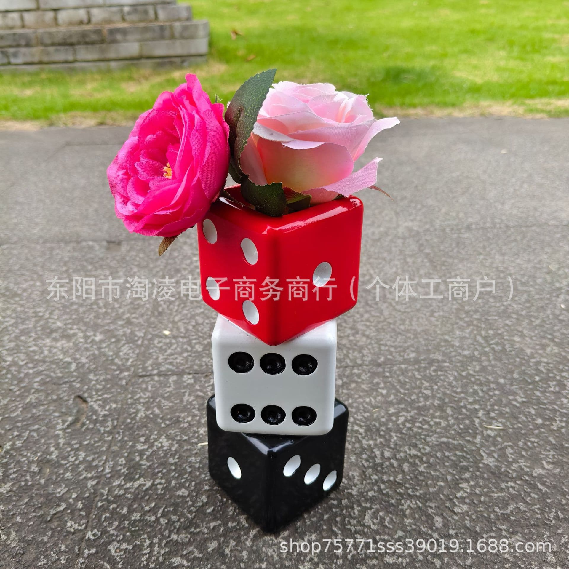 Cross-border hot selling creative dice vase garden decoration desktop ornaments dice multi-color vase ornaments decoration