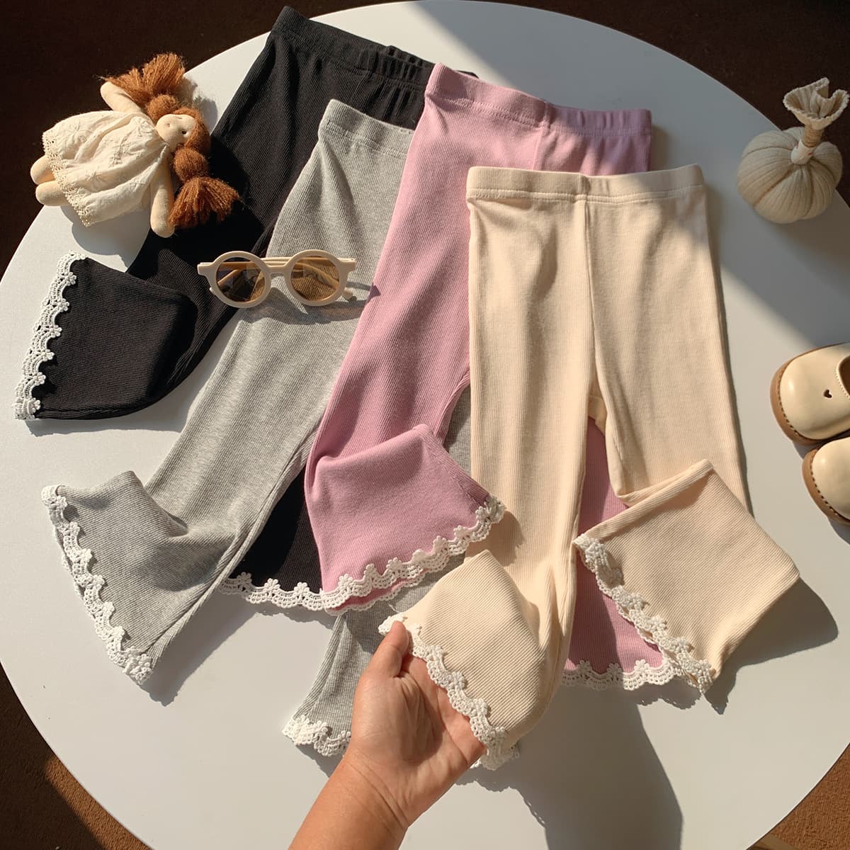 Girls' lace flared pants, spring and autumn style cotton pit strip trousers, Korean style slim lace children's stretch leggings trendy