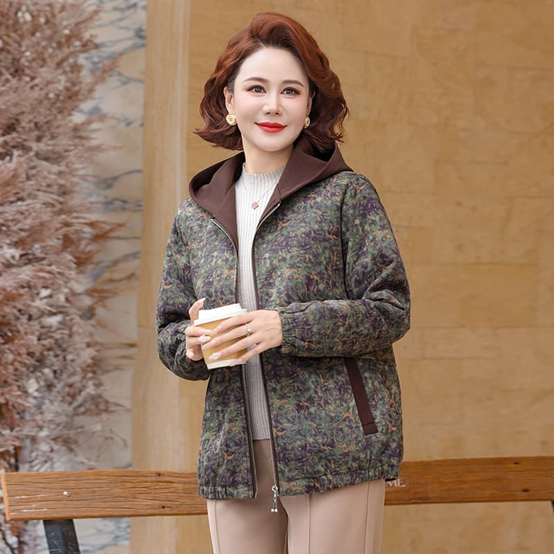 Mother's autumn and winter clothing plus velvet thick coat 2025 new winter casual warm cotton padded jacket for middle-aged and elderly women in their 50s