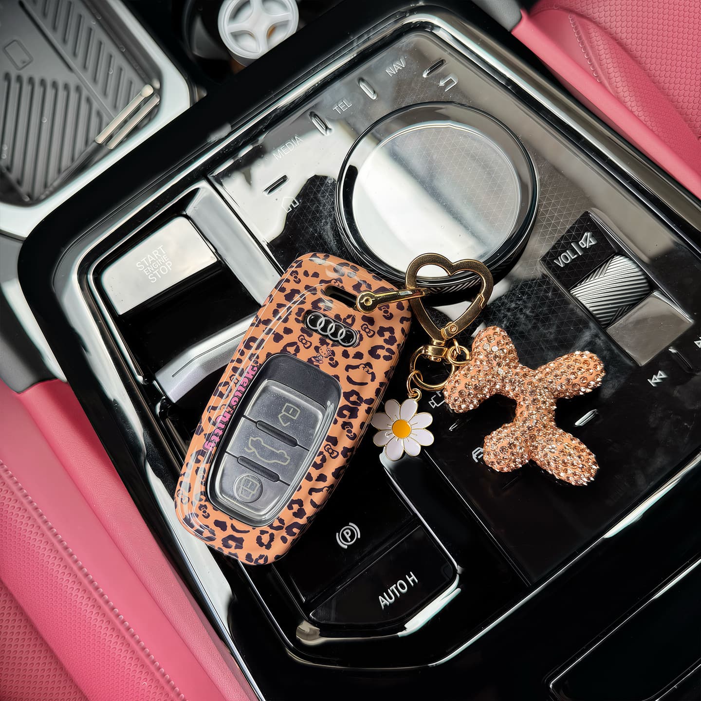 New Audi a6l key cover 24 models q4etron men's q7 special a3 car q3 a8 African kt car key cover