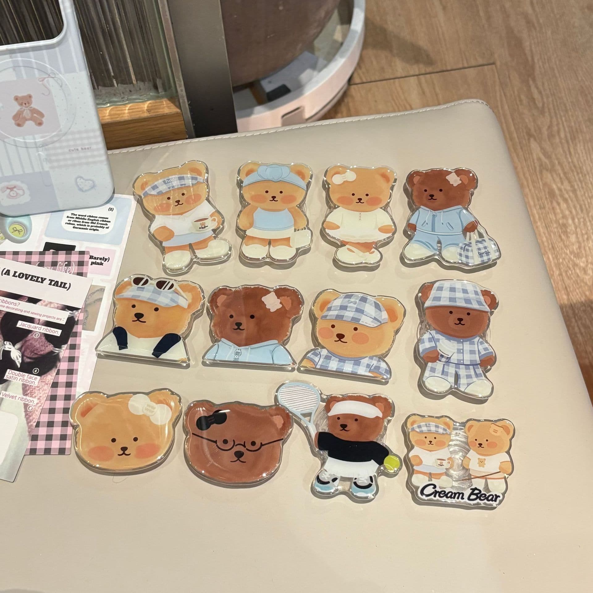 Korean Twio Bear Stand Compatible with Any Phone Air Cushion Stand 3M Adhesive Desktop Lazy Tool Epoxy Resin