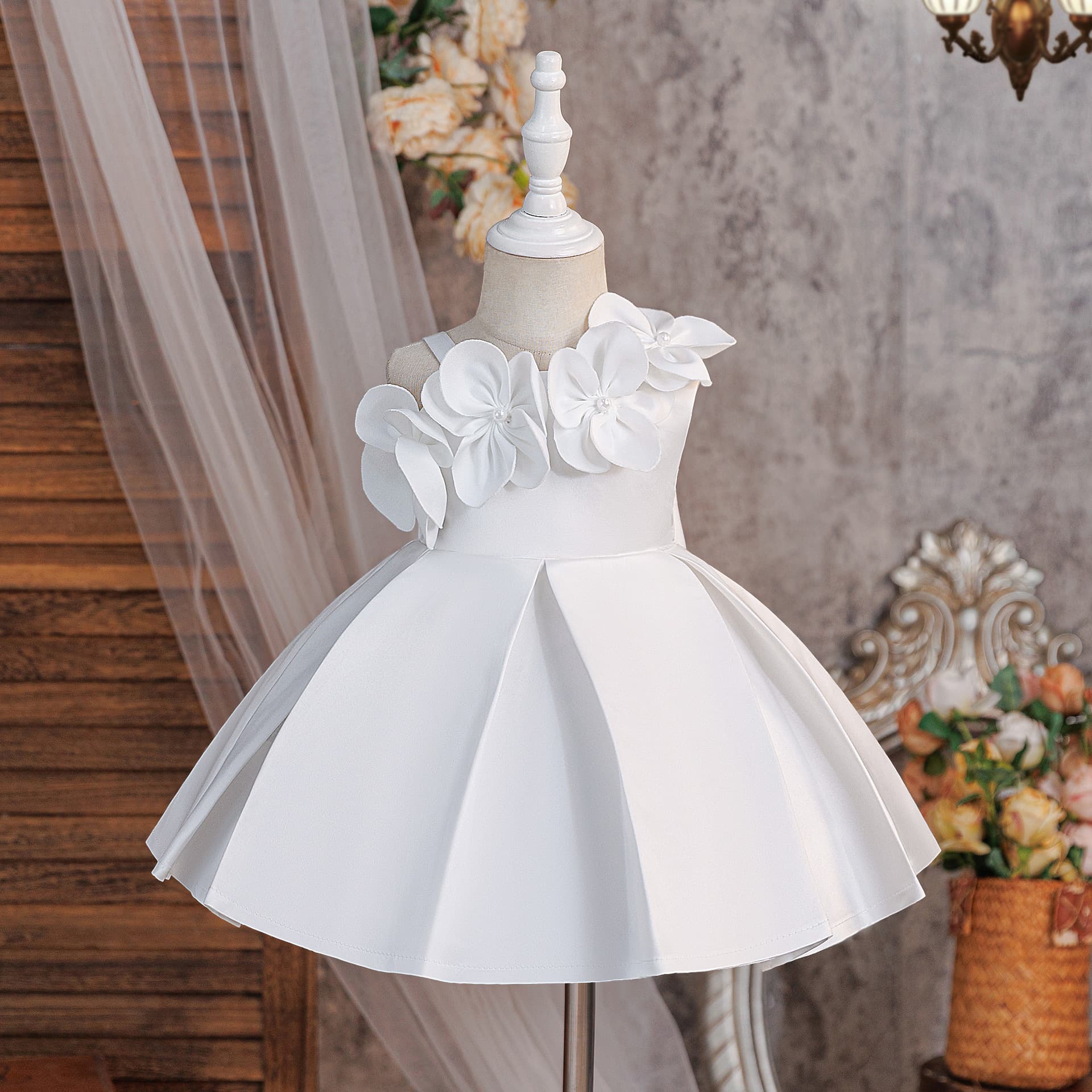 European and American new flower girl dress, princess skirt, children's sling, beaded flower, forged cloth tutu skirt, piano performance costume