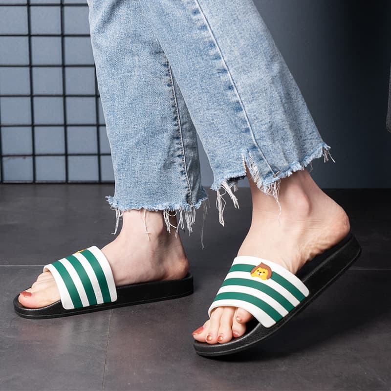 Wholesale Summer New Style Outdoor Slippers Women's Home Indoor Non-Slip Couple Slippers Cute PVC Base Indoor Slippers