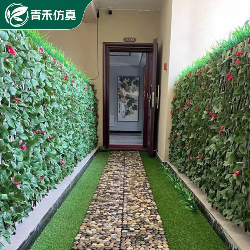 Simulated Fence, Retractable Fence, Fake Flowers and Green Leaves, Outdoor Courtyard Fence, Guardrail, Decorative Leaves, Blocking Plants